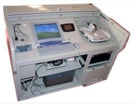 多媒體教學課桌 現(xiàn)代智慧教室的核心裝備